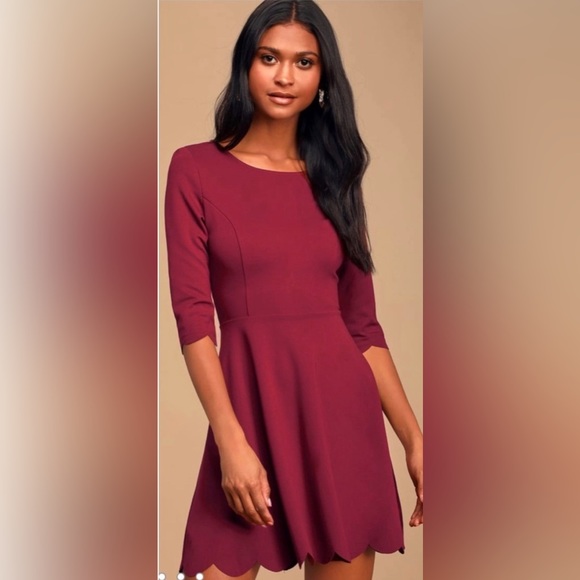Women’s burgundy scalloped hem dress - Picture 4 of 4